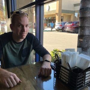 Meet your Posher, Derek